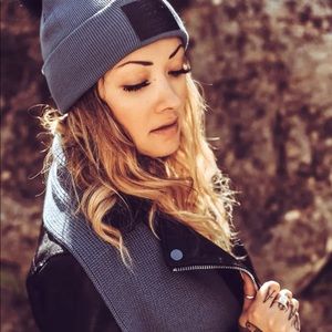 Legendary blue tuque - Ecogriffe